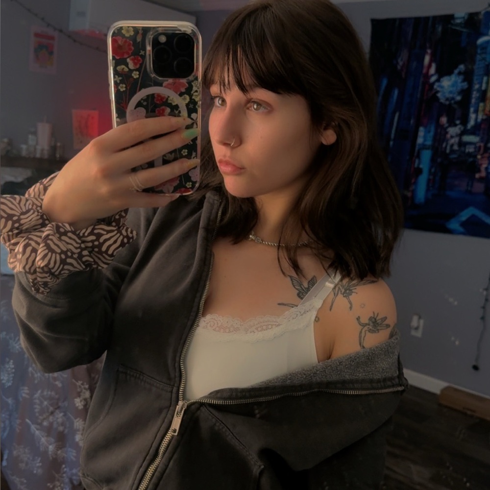 🤩MEET Your Posher/FAQ✨✨